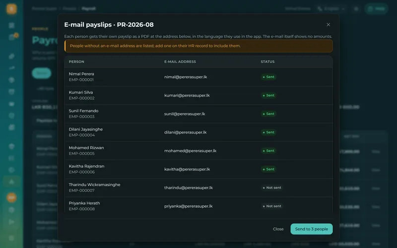 Send every payslip by e-mail in one go.